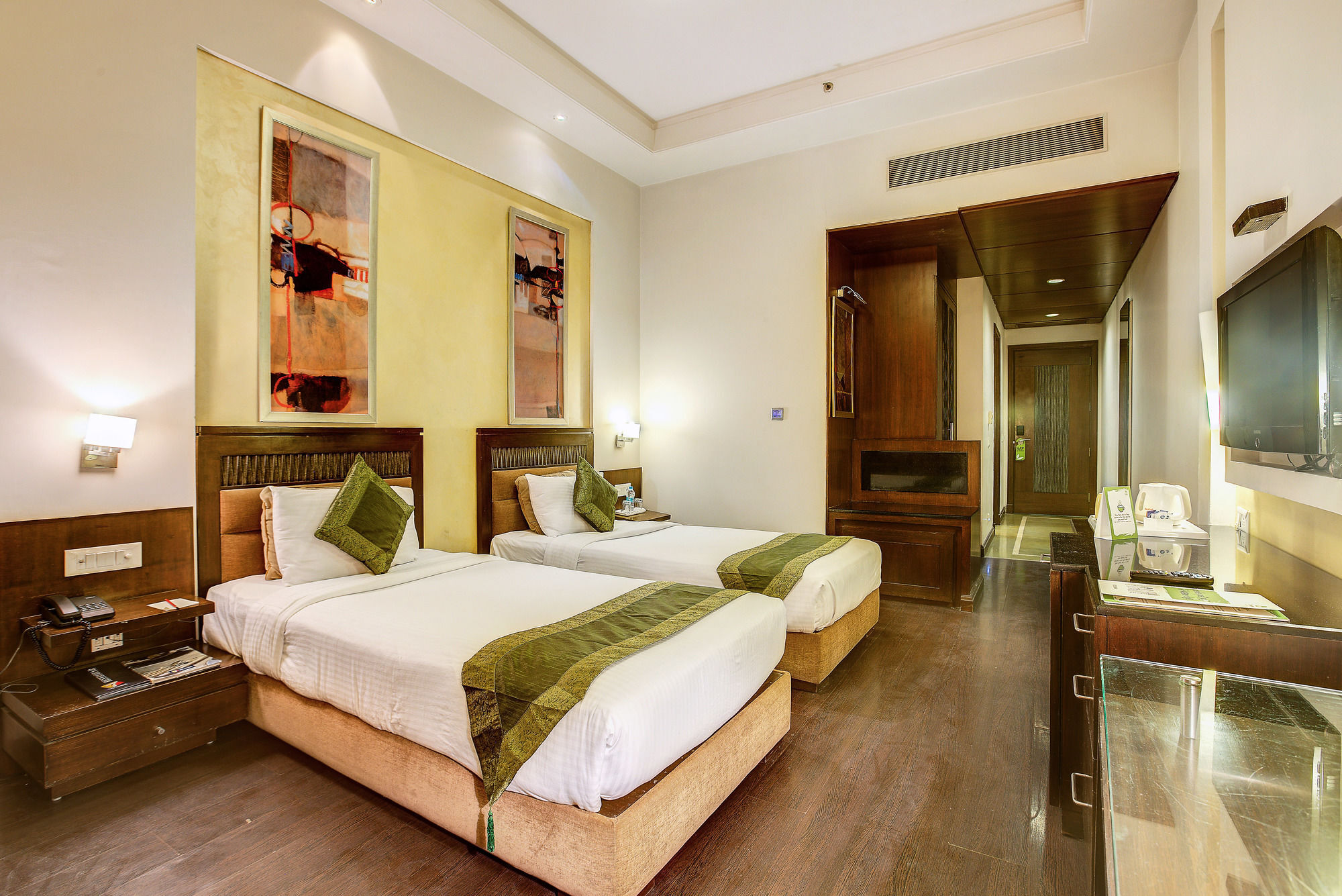Western Court Panchkula Exterior photo